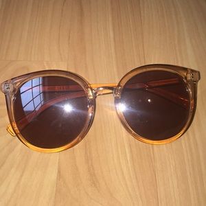 Yellow/Orange Sunglasses ☀️